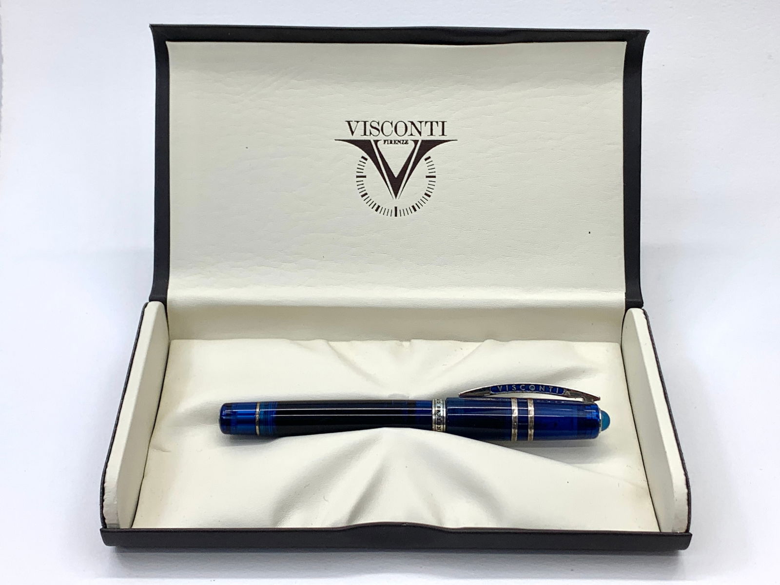 Visconti Italy Homo Sapiens Blue and Silver Fountain Pen w/Box (1 of 8)