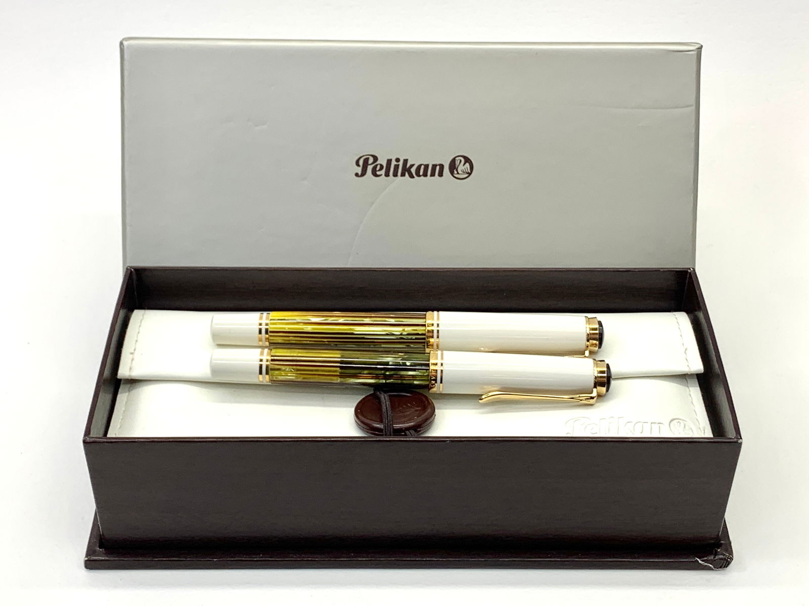 Pelikan Germany Souveran  Yellow and Gold Striped White Cap Fountain and Ballpoint Pen Set w/Box (1 of 8)