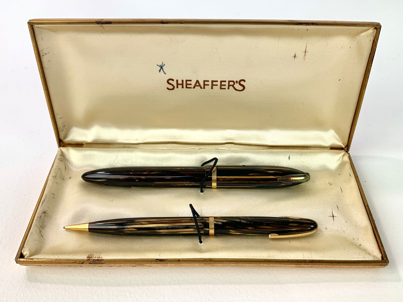 Vintage Sheaffers Feather Touch 500 Fountain Pen and Pencil Striped Set w/Box (1 of 7)