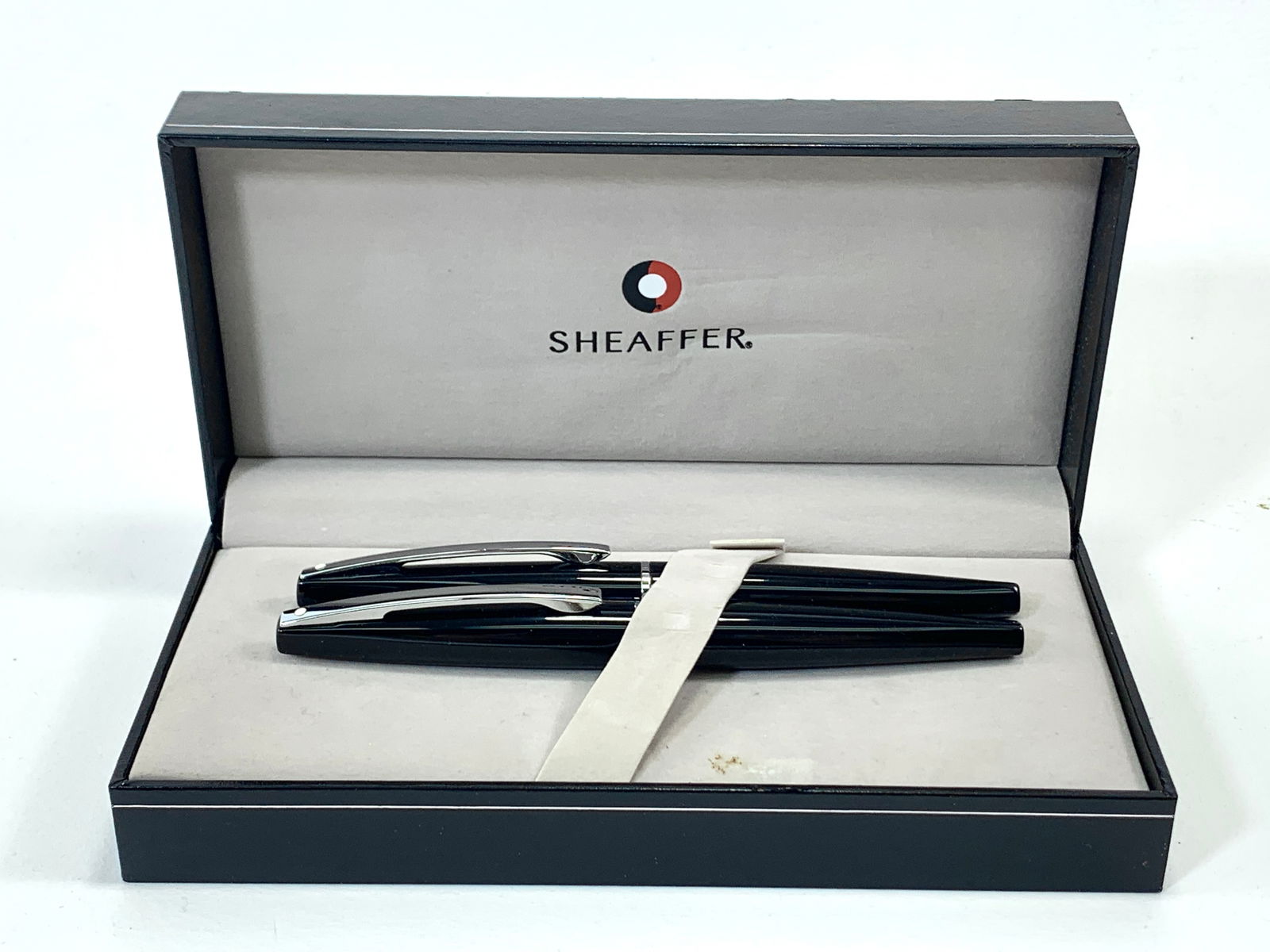 Sheaffer White Dot Black Enamel and Chrome Fountain and Ballpoint Pen Set w/Box (1 of 8)