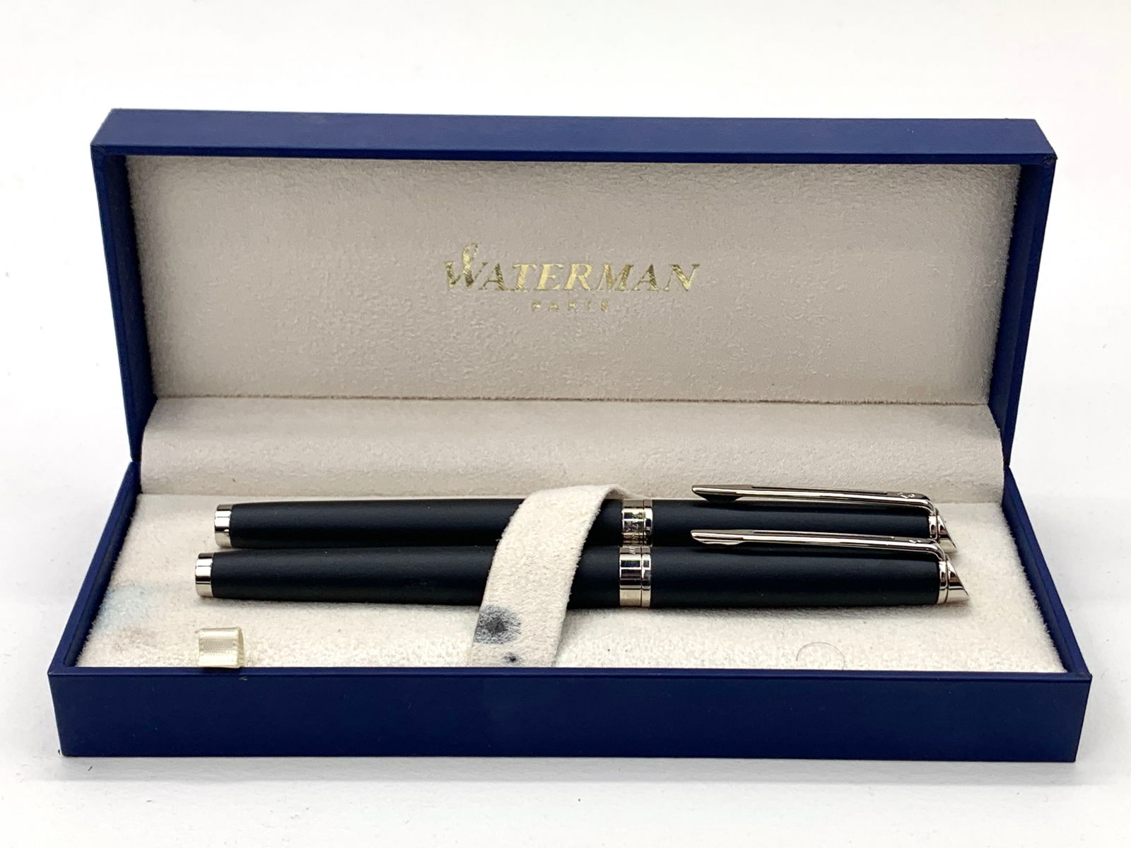 Waterman France Matte Black and Chrome Fountain and Ballpoint Pen Set w/Box (1 of 9)