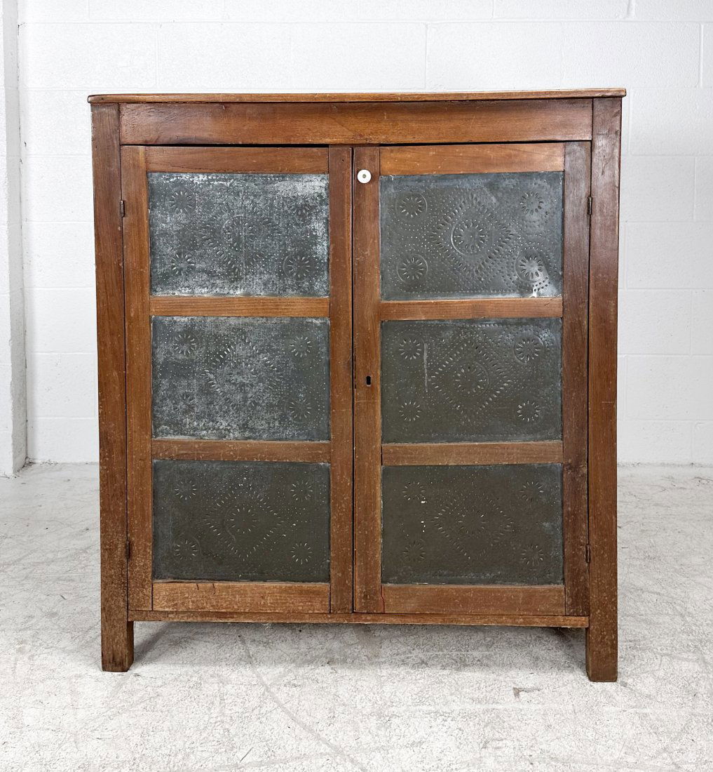 Antique Southern Pie Safe w/Twelve Punched Tins Made in Virginia (1 of 12)
