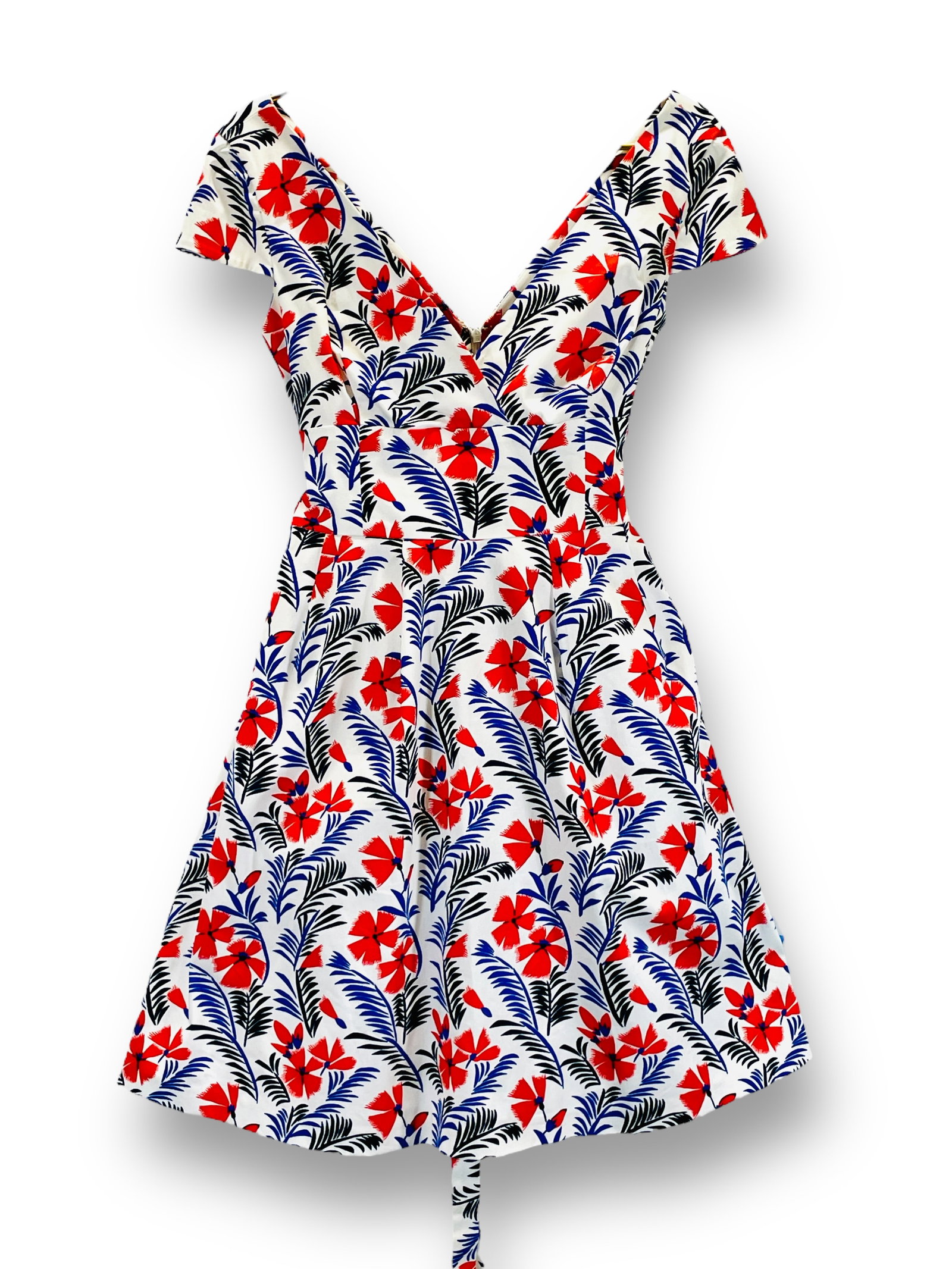 CAROLINA HERRERA Sweetheart Neckline, Fit and Flare, Belted, White/Red/Black/Blue Modern Floral: Shipping: We do not provide in-house shipping or packing. Please reach out to one of our preferred shippers for a quote: Donald Camden UPS Store #4608 store4608@theupsstore.com - 703-569-8802 Navis Pa