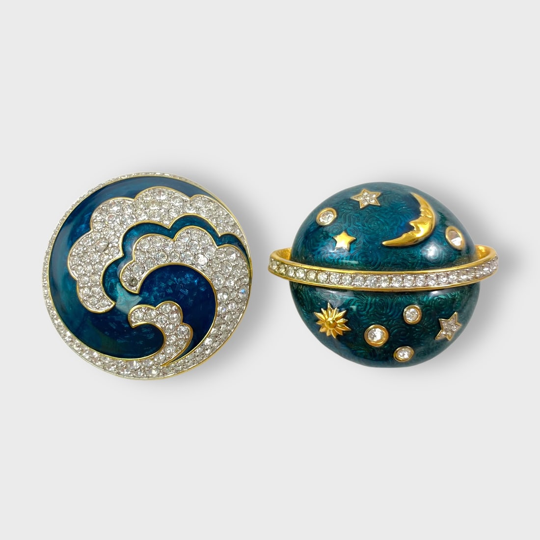 Two Gorgeous Green Rhinestone Brooches (1 of 2)