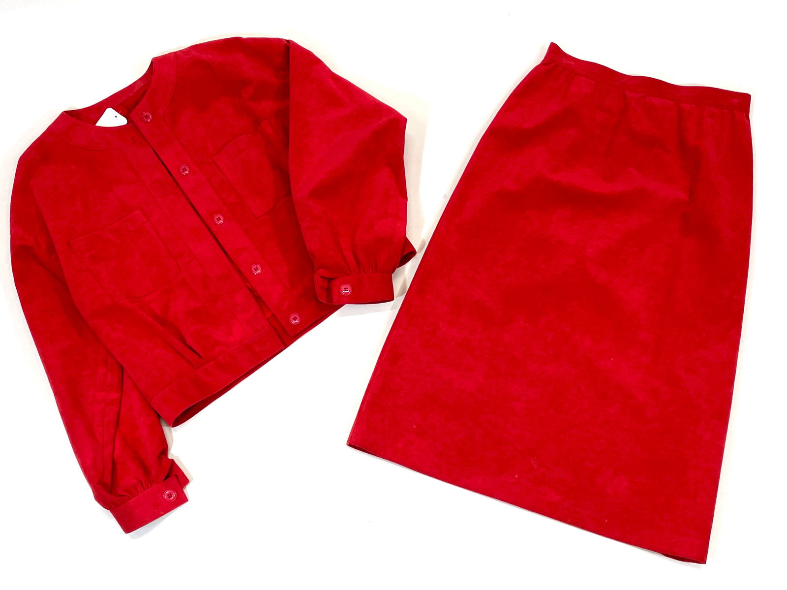 Vintage ULTRASUEDE Red Cropped Collarless Jacket With Matching Pencil Skirt (1 of 8)