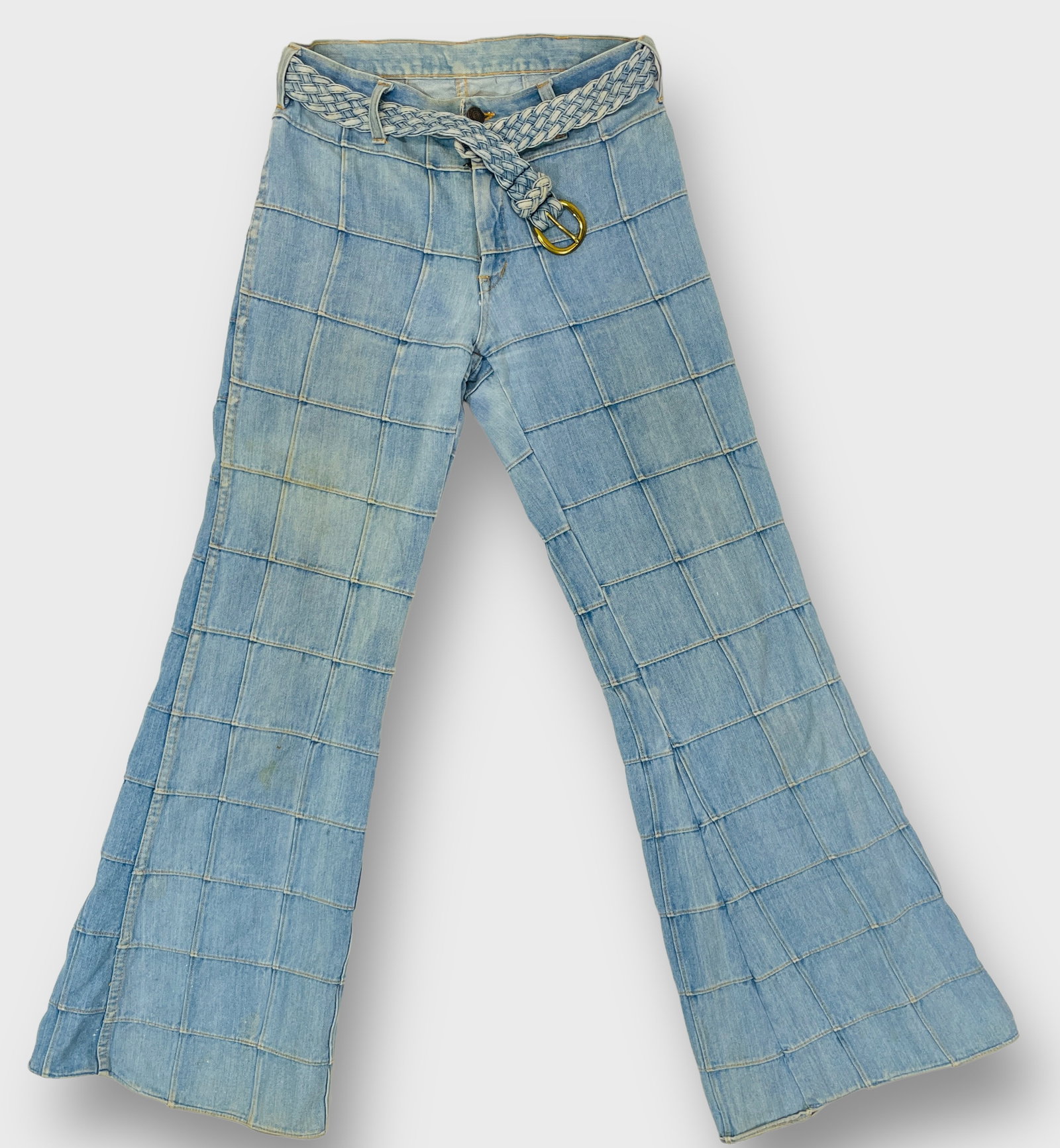 CASUAL CORNER Vintage Real Indigo Patchwork High-Wasited, Bell Bottom Jeans with Braided Denim Belt.: Spot on left knee and dirt and wear at hemline.