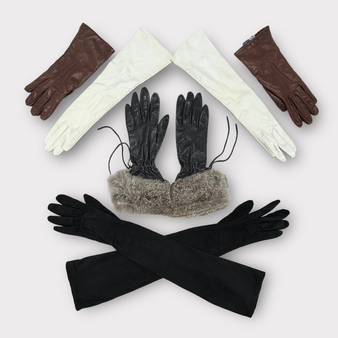 HALSTON Black Leather Gloves with Real Fur Cuffs and Silk Lining, Made in Italy, WPL 12931, No Size.: Great Condition.