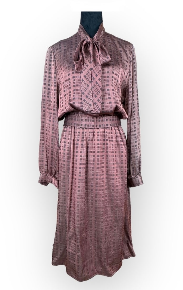 Vintage HALTOM ALEXANDRIA, VA,  Bronze Geometric Print Polyester, Long Sleeves, Elastic Waist Dress (1 of 4)