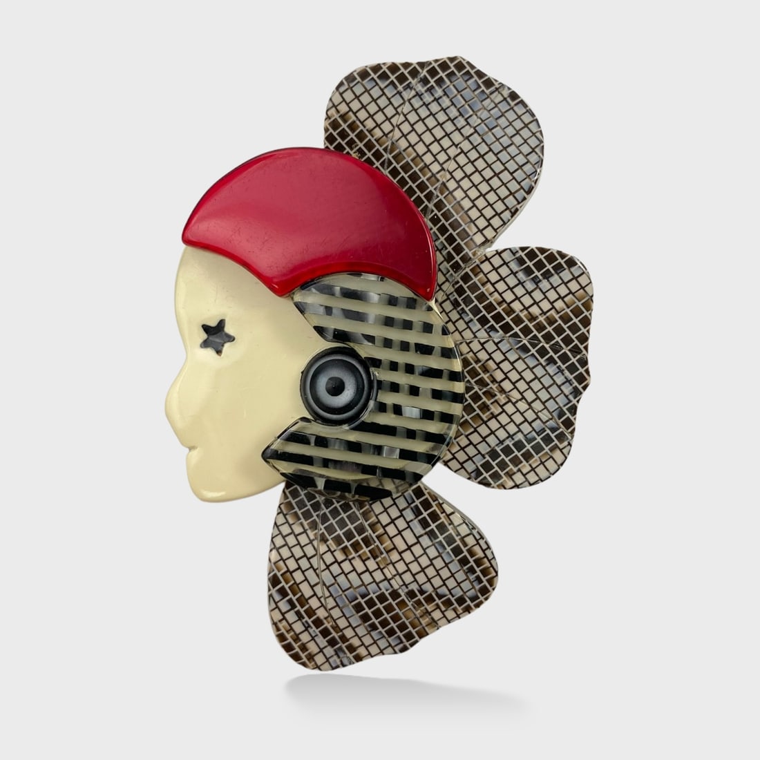 Lea Stein Paris Lady Profile Corole Brooch Lucite (1 of 4)