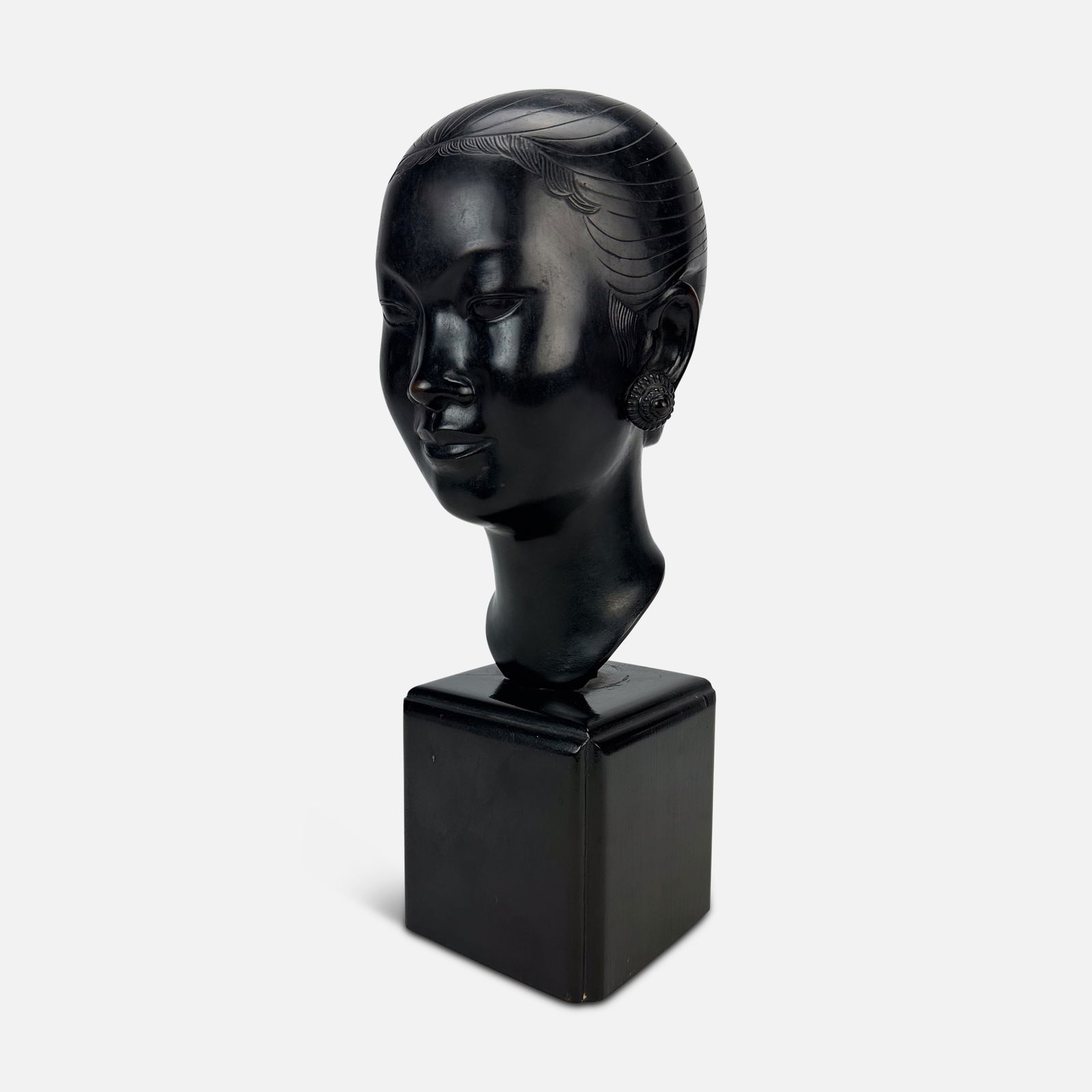 Thanh Le Nguyen Signed Vietnamese Bronze Bust Young Woman Sculpture (1 of 8)