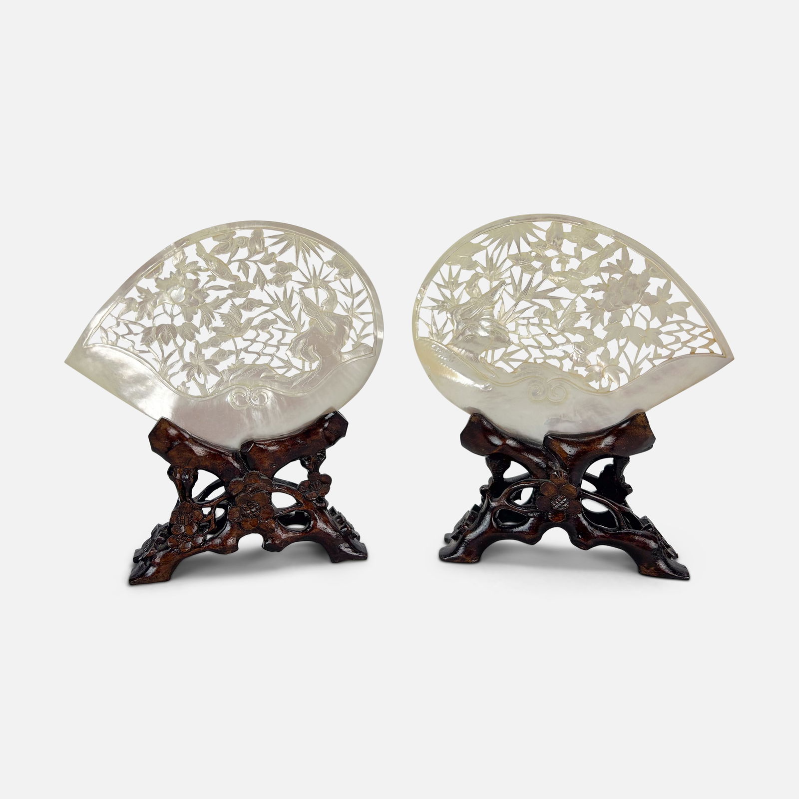 Pair of Carved Chinese Abalone/Mother-Of-Pearl Decorative Shells (1 of 7)