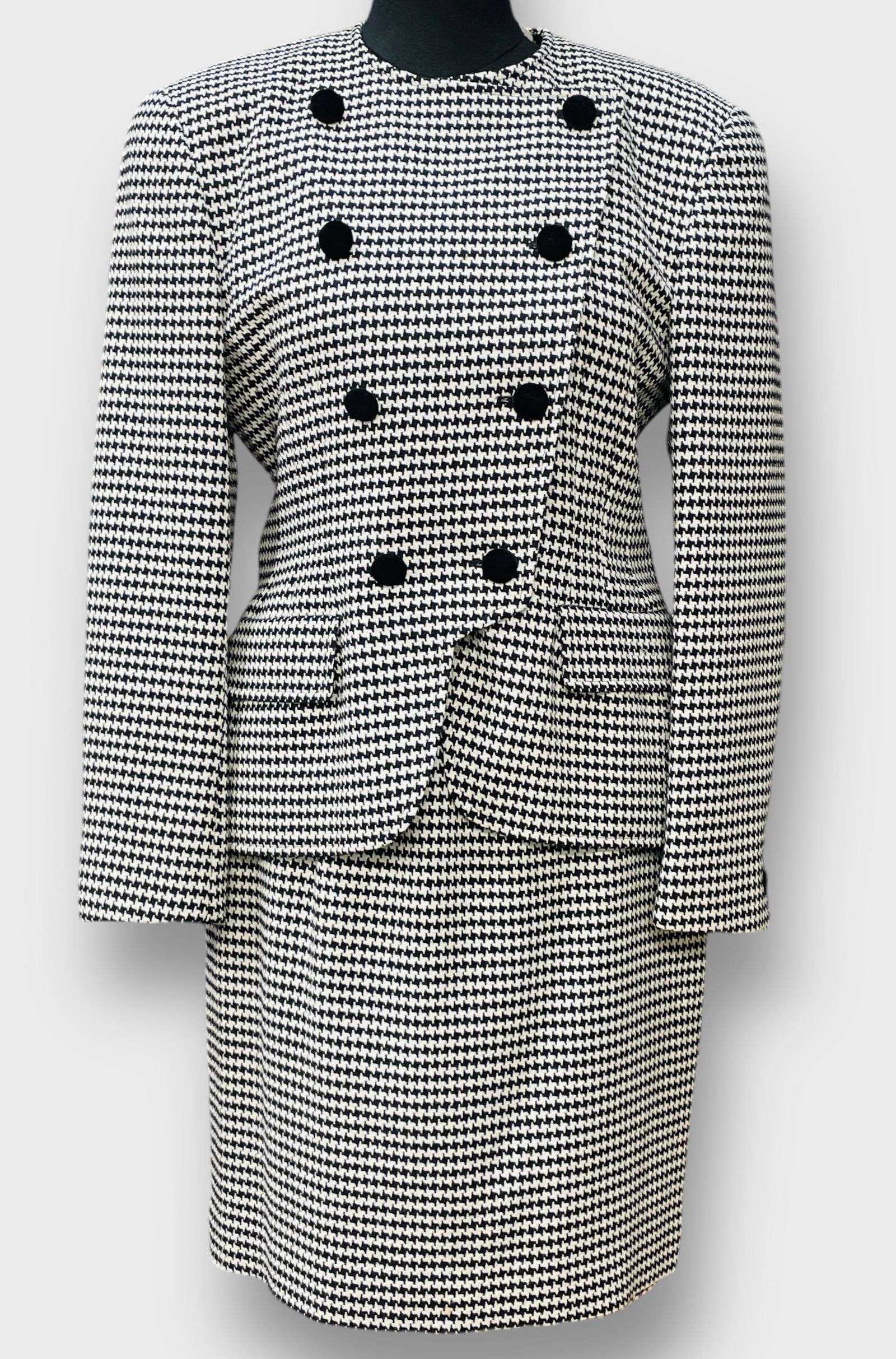 ESCADA  Margaretha Ley Wool Two Piece Houndstooth Suit Skirt Size 40 Jacket Size 38 Made in West (1 of 7)