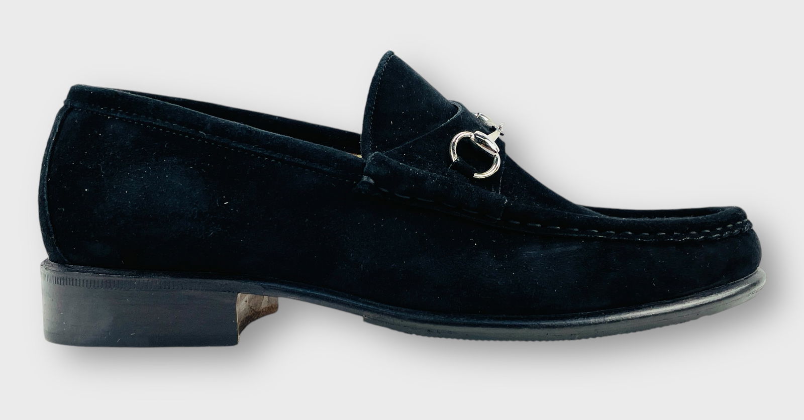 GUCCI D313698 Classic Black Suede Loafer with Silvertone Horsebit Trim Size 7.5 (1 of 6)