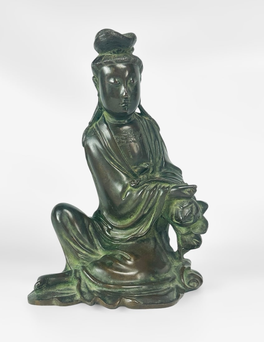 Antique Chinese Seated Kwan-Yin Hollow Cast Bronze Statue Guanyin Figurine (1 of 5)