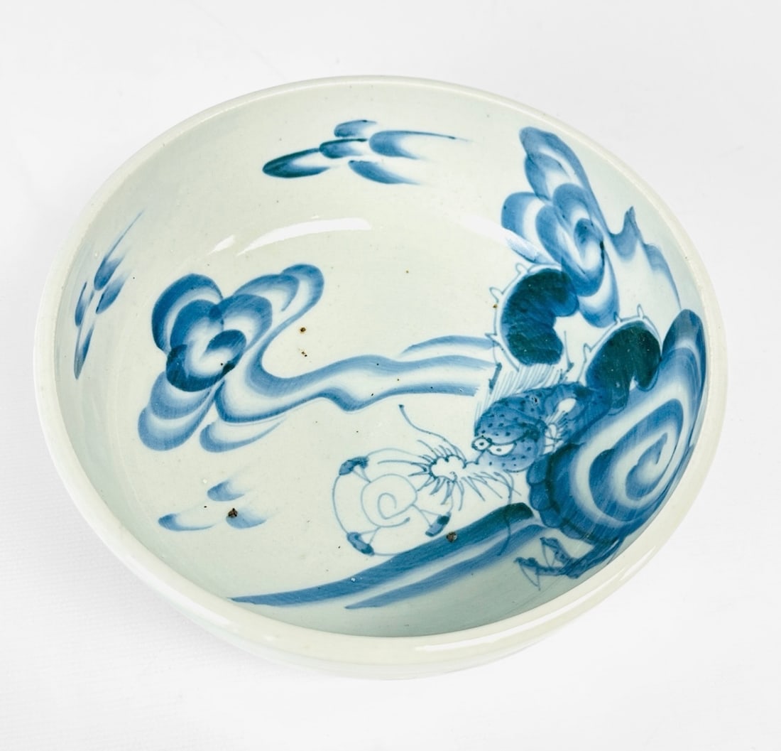 Antique Japanese Three-Toe Dragon Blue & White Porcelain Bowl #2: Ca. 19thC. Very Good age-appropriate condition with no significant chips, cracks or repairs.