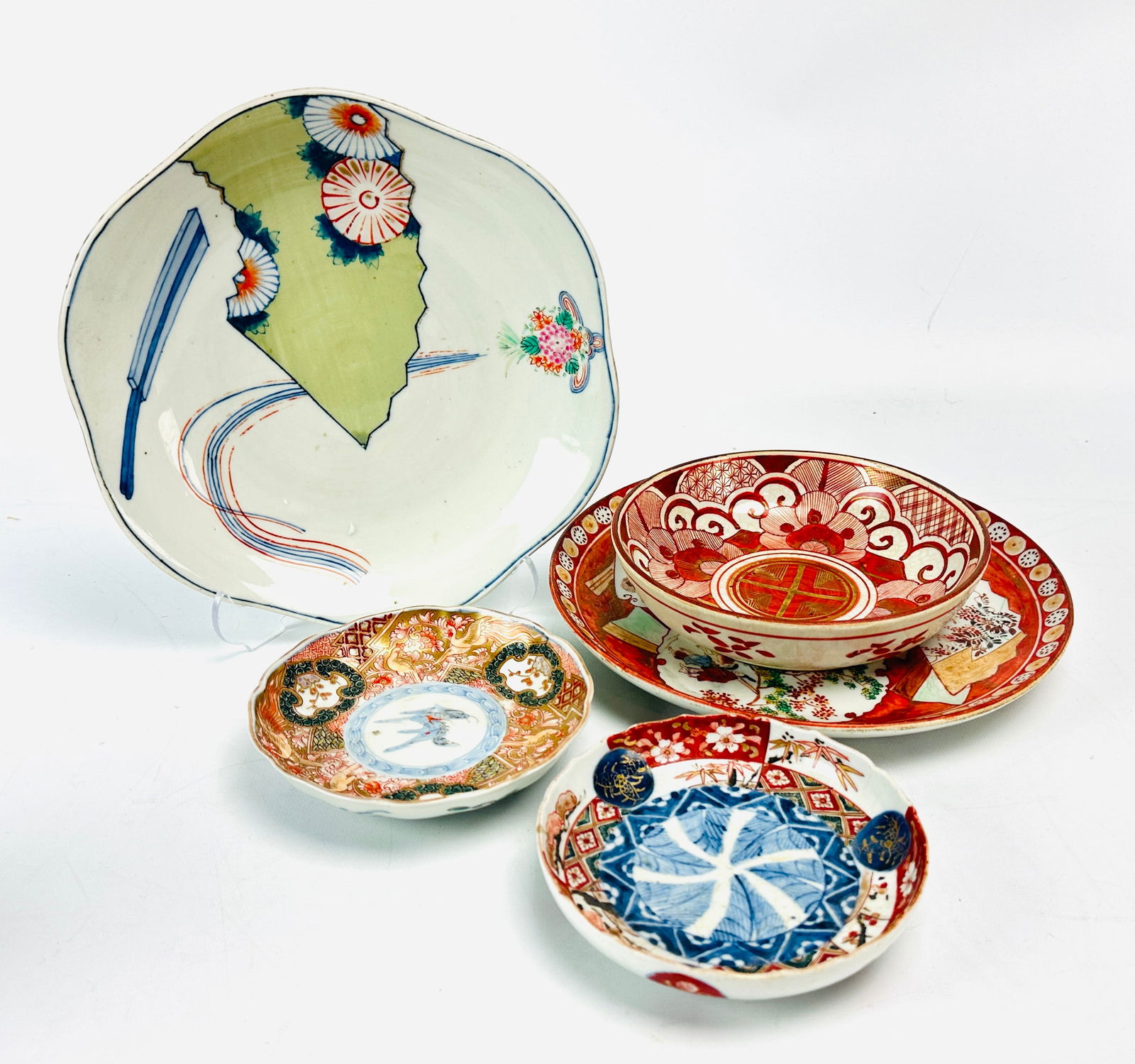 Five Pieces Assorted Vintage Japanese Porcelain Plates & Bowls (Arita, Kutani, Imari) (1 of 6)