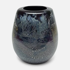 Robert Eikholt 1980 Heavy Iridescent Art Glass Vase