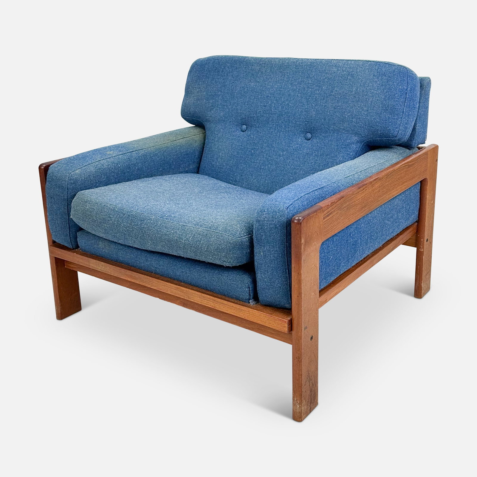 Blue MCM Teak Wood Upholstered Lounge Chair: Approx. seat H: 16 1/2" We do not provide in-house shipping! Please reach out to Donald Camden at UPS Store 4608 or refer to our list of preferred shippers for a quote. Donald Camden UPS #4608 - store