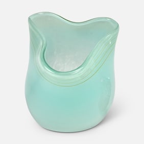 Large Global Views Art Glass Ruffled Vase
