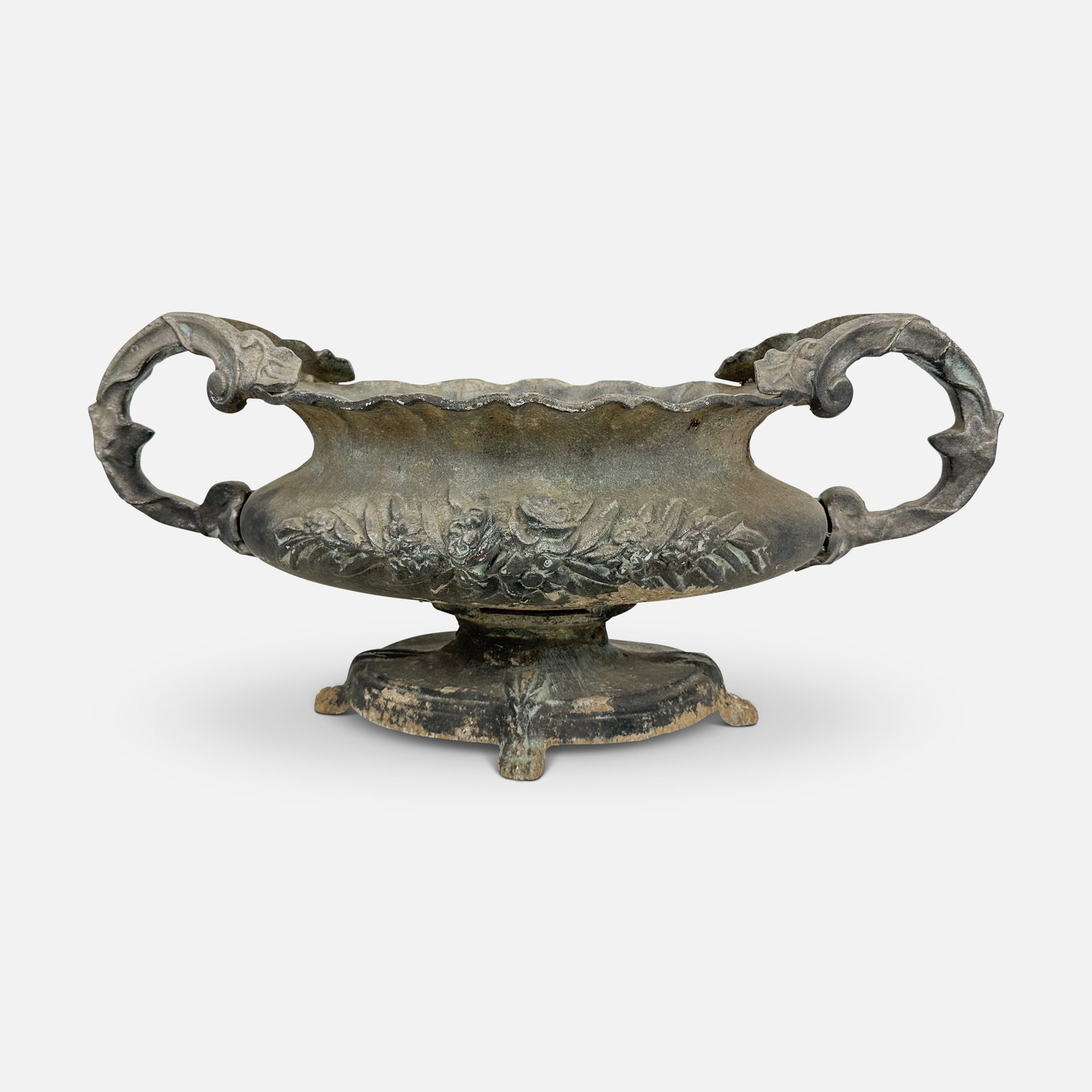 Antique Zinc Garden Urn Planter: Antique Zinc garden urn planter. Fair condition as shown. We do not provide in-house shipping! Please reach out to Donald Camden at UPS Store 4608 or refer to our list of preferred shippers for a quot