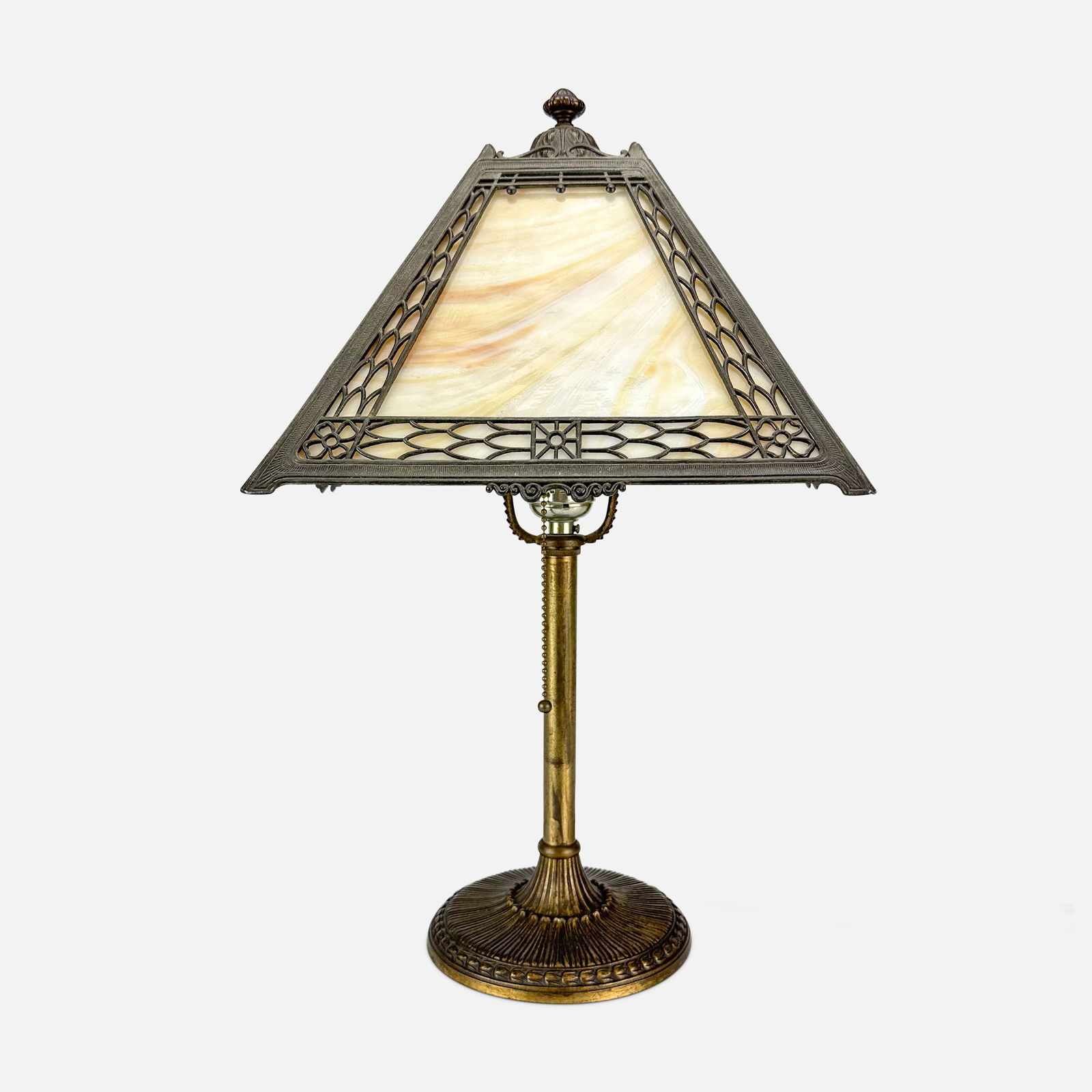 Vintage Edward Miller & Co Caramel Slag Glass Lamp (1 of 8)