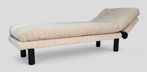 Well Made 20thC Upholstered MCM Adjustable Daybed Lounge Chair w/Metal Crank & Metal Legs