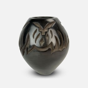 Chris Martinez Santa Clara Carved Black Native American Pottery Vessel #1