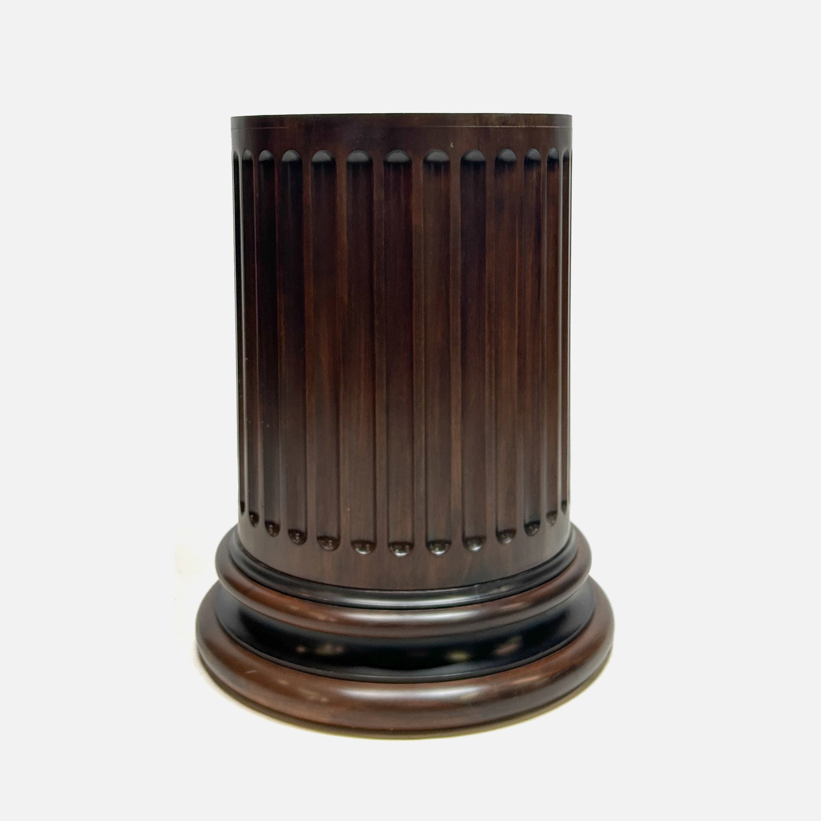 Fluted Columnar Doric Base Pedestal Stand (1 of 6)