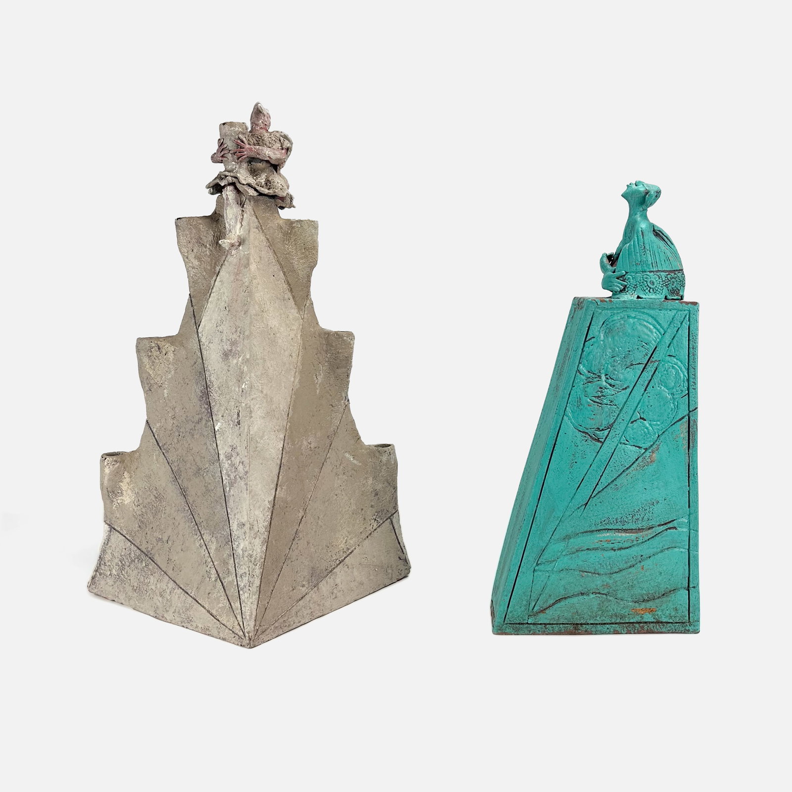 Lorraine Oerth Studio Art Pottery Outdoor Sculptures Candleholders: Lorraine Oerth Studio Art Pottery Outdoor Sculptures Candleholders. See finish rubs/issues, free from any chips, cracks, or repairs. White statue measures approx. 24" x 11", blue statue measures appro