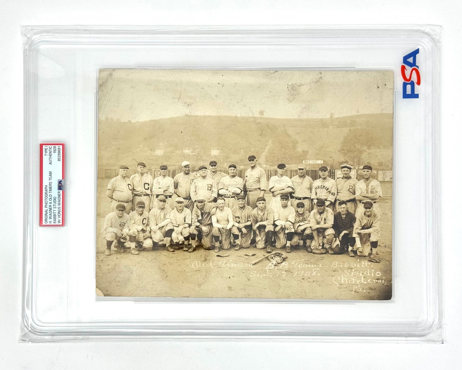 Original 1928 Honus Wagner & Old Timers Team Authentic Type I Photograph (1 of 4)