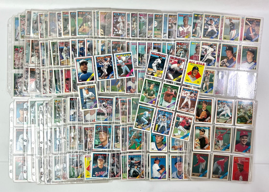 Nice Collection of 1988 Topps Baseball Cards NM+ Don Mattingly, Mark McGwire, & More (1 of 7)
