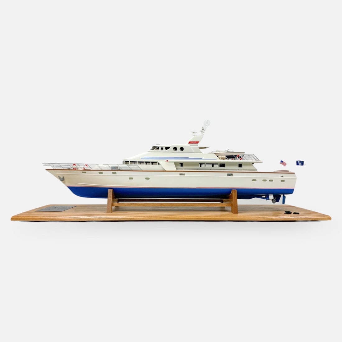 "Pegasus III" Super Yacht Model Ship w/Stand (1 of 14)