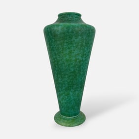 Handsome Bretby English Arts & Crafts Mottled Matte Green Glaze Vase