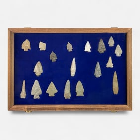 Native American Woodland Indian Stone Point Arrowhead Collection in Case #3