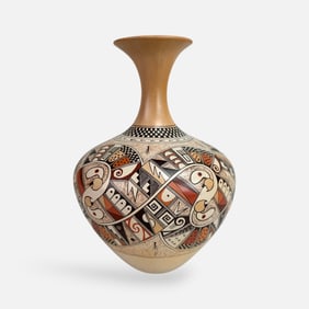Rainy Naha Native American Hopi Vessel Vase