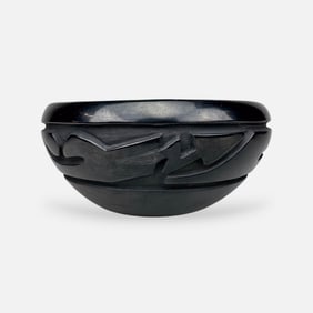 Betty Tafoya Santa Clara Native American Indian Carved Black Pottery 9" Bowl