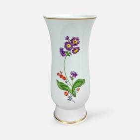 Tall Meissen German Porcelain Flower Vase w/Hand Painted Floral Bouquet Decorations