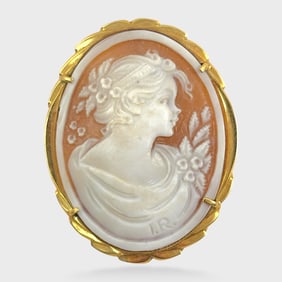 Fine 18K Yellow Gold Artist Signed Shell Cameo Pendant Brooch Pin