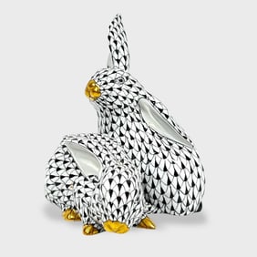Fine HEREND Snuggling Rabbits Black White Fishnet Porcelain Figurine 5269/VHNM