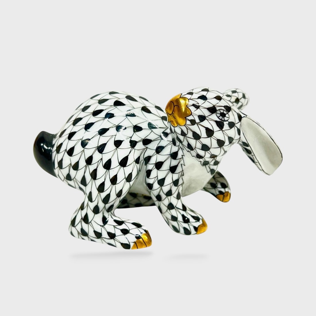 Fine HEREND First Edition Bunny Rabbit Black White Fishnet Porcelain Figurine 15452-0-00/SVHNM (1 of 6)