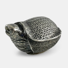 Fine Thai Silver Figural Turtle Lidded Trinket Box