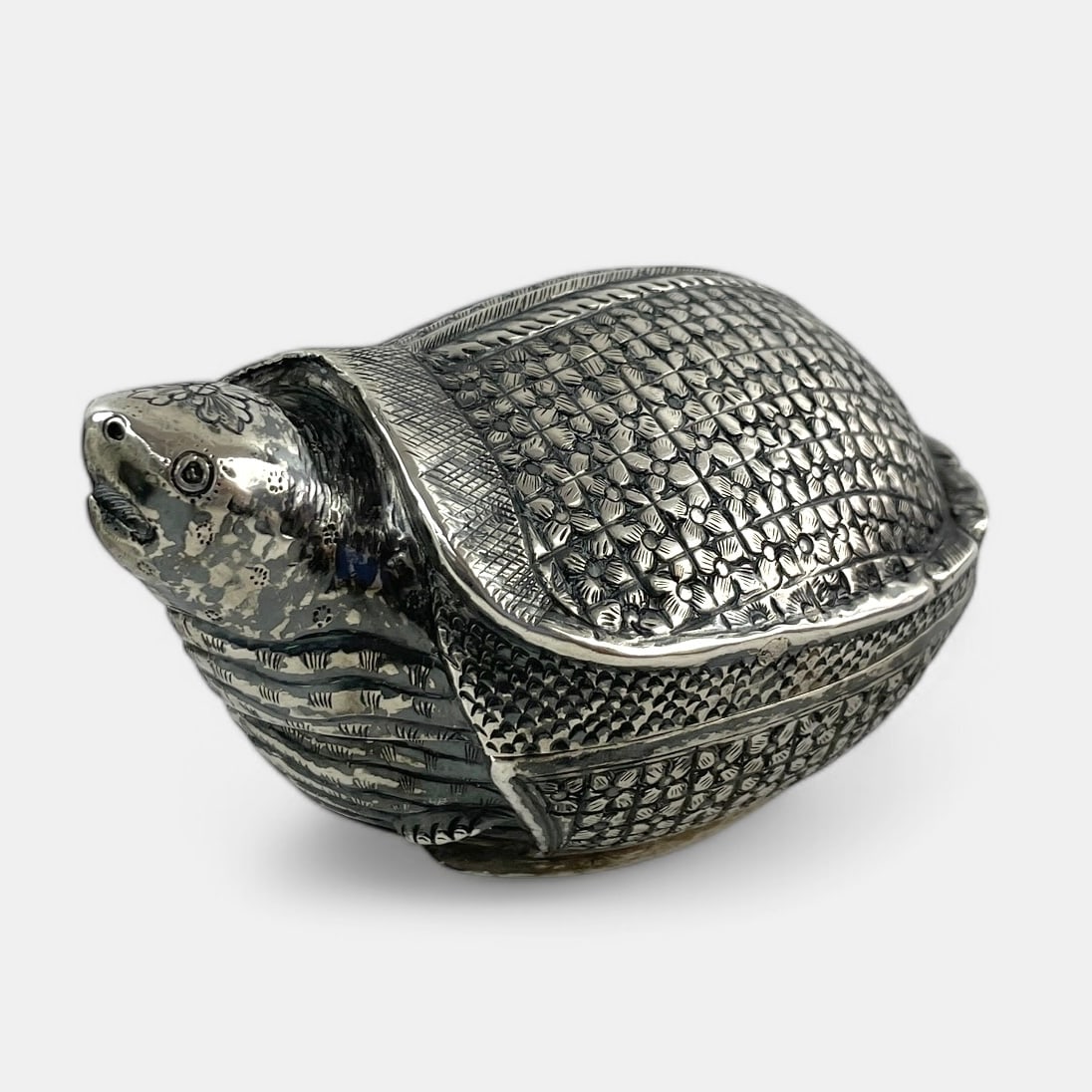Fine Thai Silver Figural Turtle Lidded Trinket Box (1 of 7)