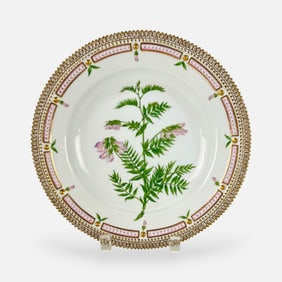 Royal Copenhagen Flora Danica Hand Painted Porcelain Plate Dish Vicia Orobus