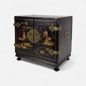 Antique 19thC Japanese Lacquer Gilt Painted Chest