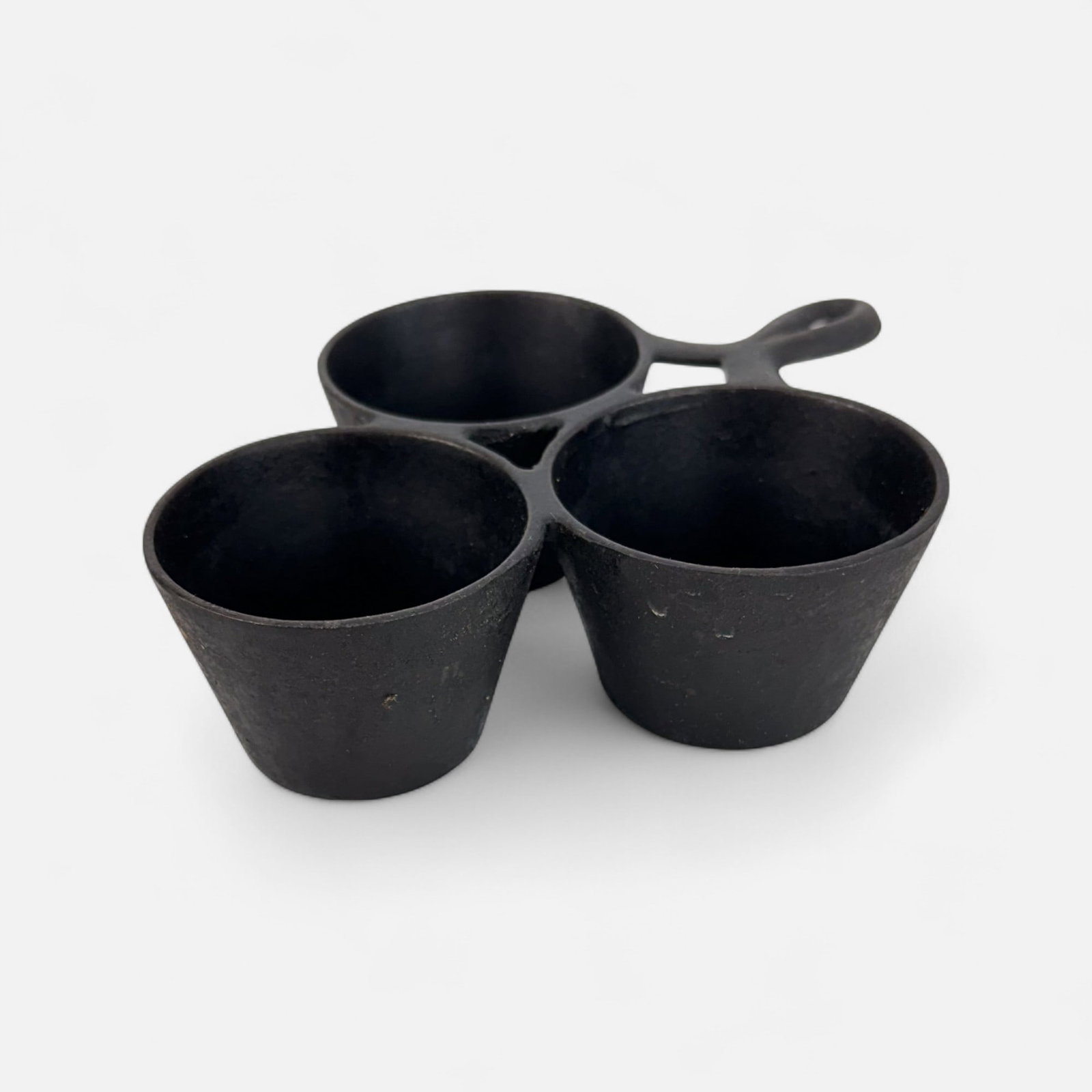 Rare Wagner Cast Iron Gem Muffin Pan #2 (1 of 5)