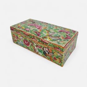Antique 19thC Chinese Export Porcelain Rose Medallion Lidded Double-Compartment Pen Box