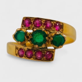 Fine 21K Yellow Gold Gemstone Ring Size 7.5
