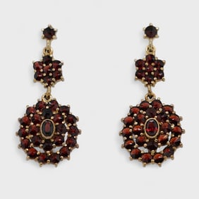Vintage Gilt Silver Bohemian Garnet Cluster Pierced Dangle Earrings