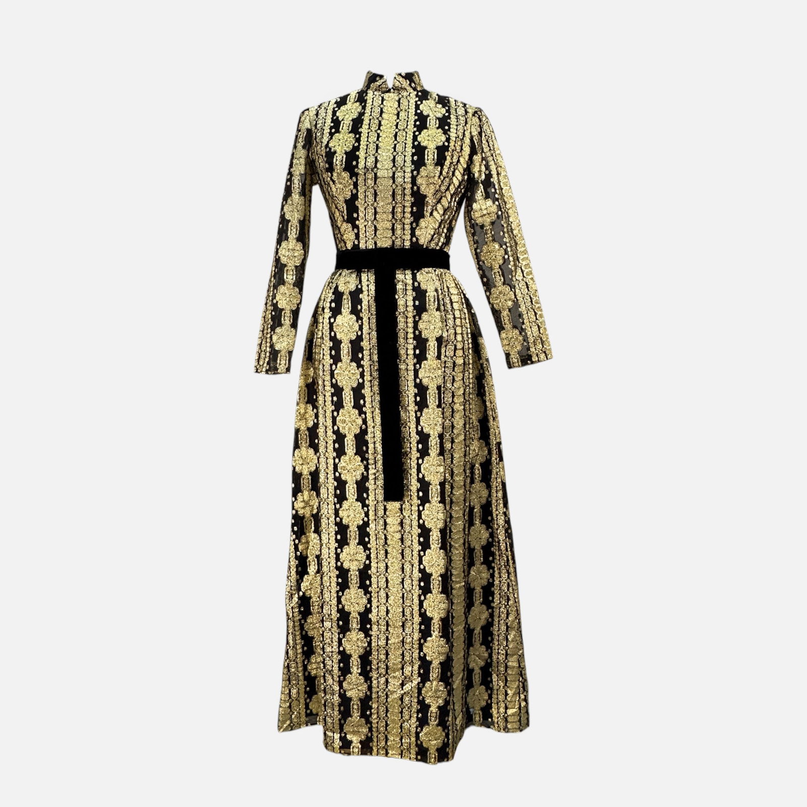 Vintage I. Magnin Metallic Gold Long Sleeve Dress: Ca. second half 20thC. Size 40. For shipping, please reach out to Donald Camden at UPS Store 4608 or elect for integrated shipping with LiveAuctioneers LiveShipping. Alternatively, reach out to one of