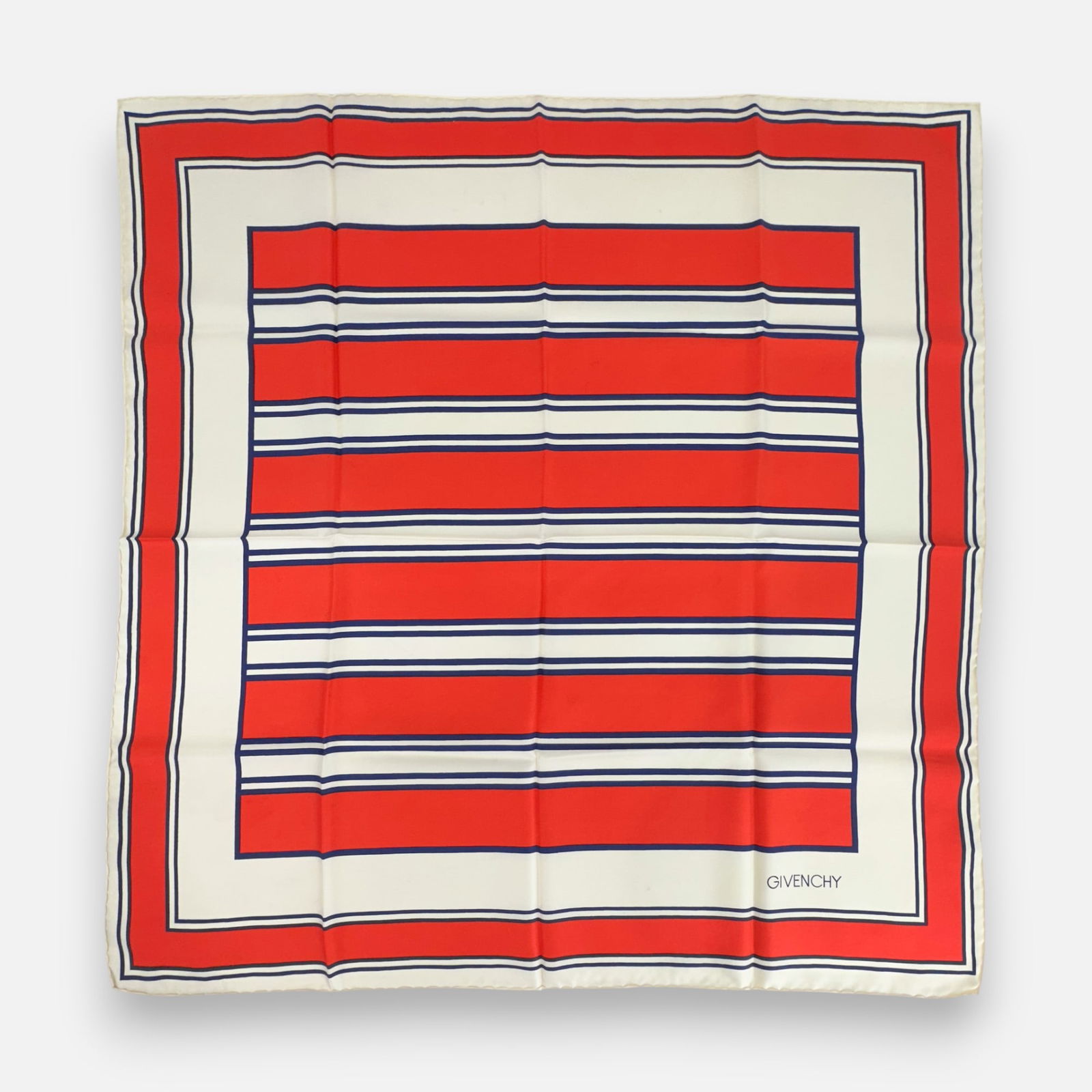 Vintage Givenchy Silk Scarf: Very good condition.For shipping, please reach out to Donald Camden at UPS Store 4608 or elect for integrated shipping with LiveAuctioneers LiveShipping. Alternatively, reach out to one of our preferr